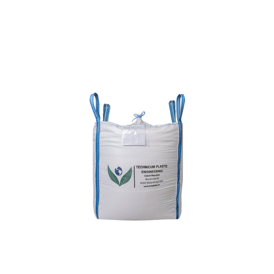 Velkoobjemový vak Big Bag: 90 x 90 x 90cm, vrch celooteviratelná zástěra, dno výsypný ventil, bílý pytel s modrými popruhy a logem Technicum Plastic Engineering.
